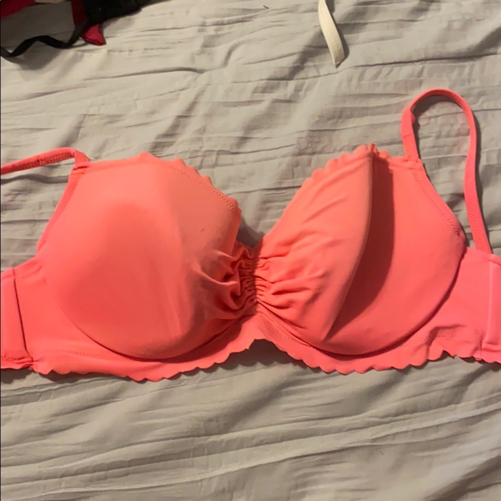Victoria’s Secret bikini top